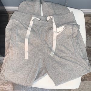 Nike joggers